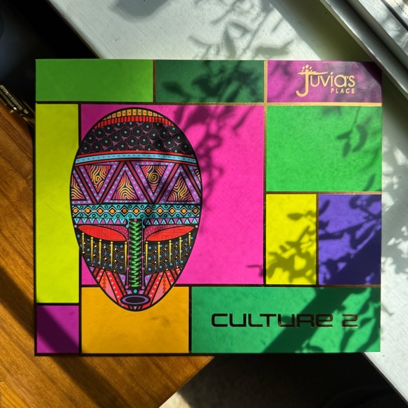 Juvia's Place "Culture 2" eyeshadow palette - Picture 2 of 10